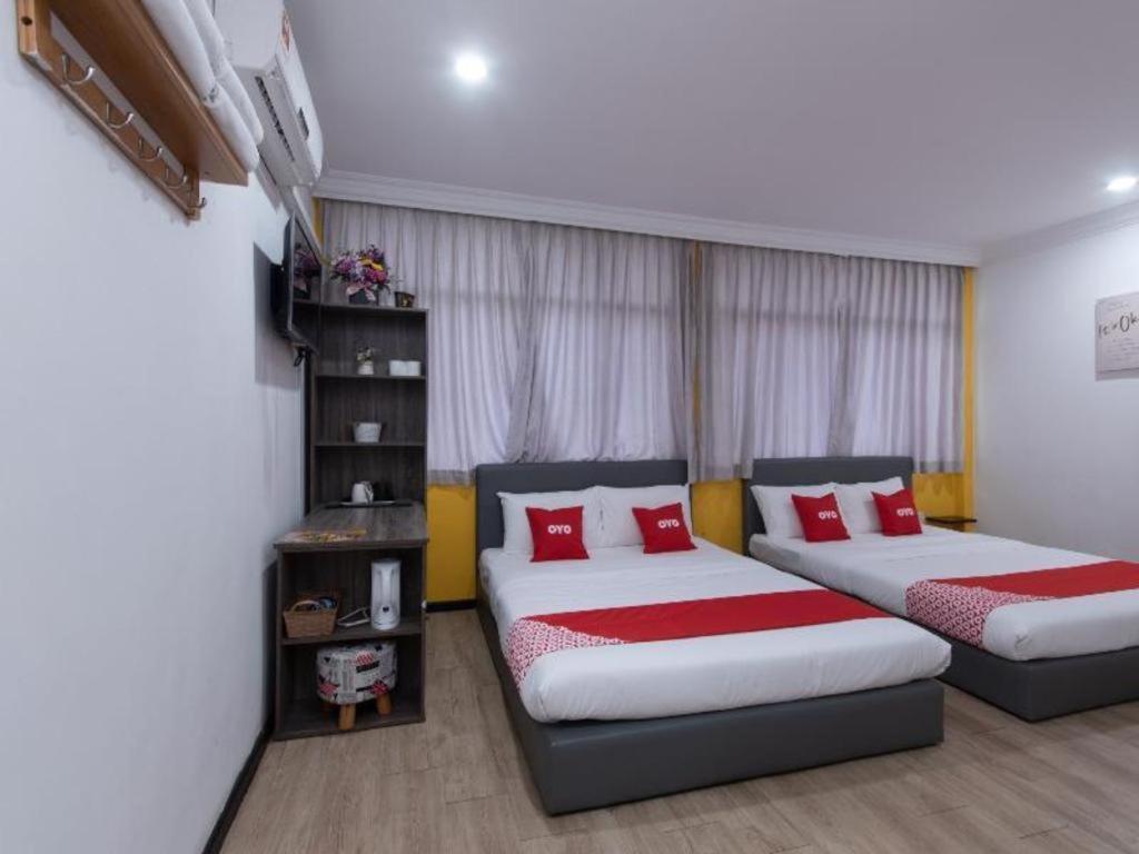 Oyo 89398 Doorbellz Hotel Kota Kinabalu Exterior photo