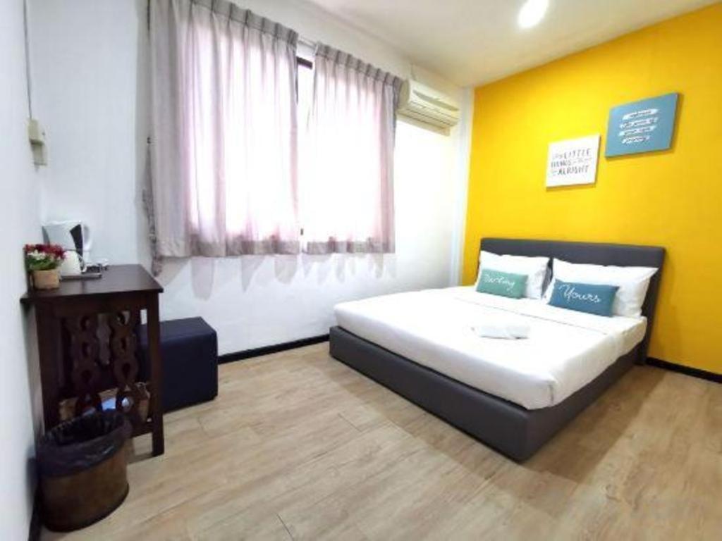 Oyo 89398 Doorbellz Hotel Kota Kinabalu Exterior photo