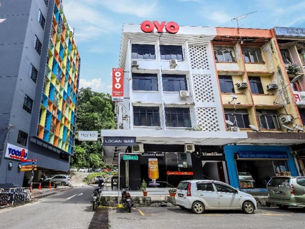 Oyo 89398 Doorbellz Hotel Kota Kinabalu Exterior photo